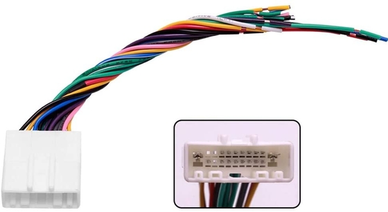 18AWG 4 cablagens de Pin Car Stereo Connector Electrical do orador 16