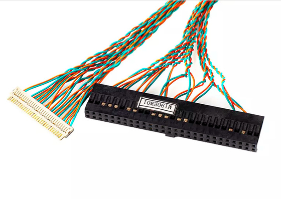 Níquel do conjunto de chicote de fios do cabo de Molex 1.8m por muito tempo horizontalmente coaxial